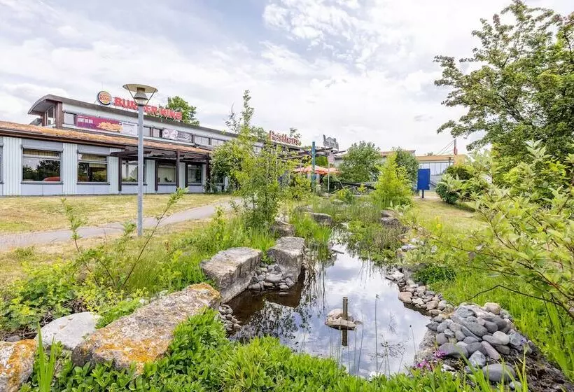 Hotelli Dresdner Tor Süd