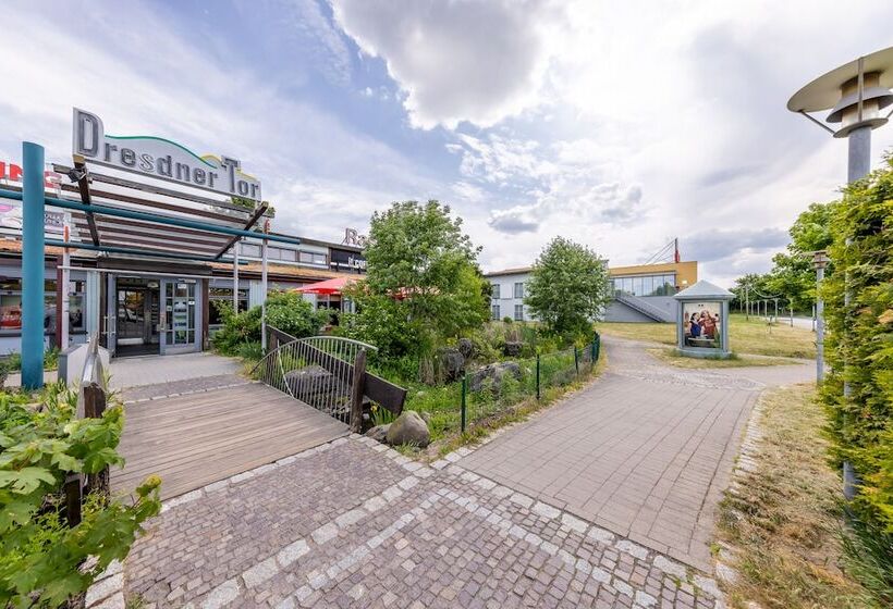 Отель Dresdner Tor Süd