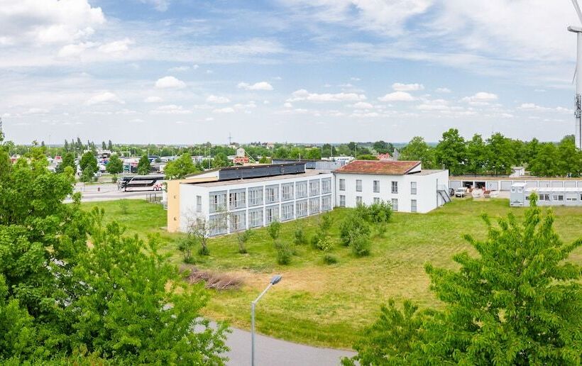 Отель Dresdner Tor Süd