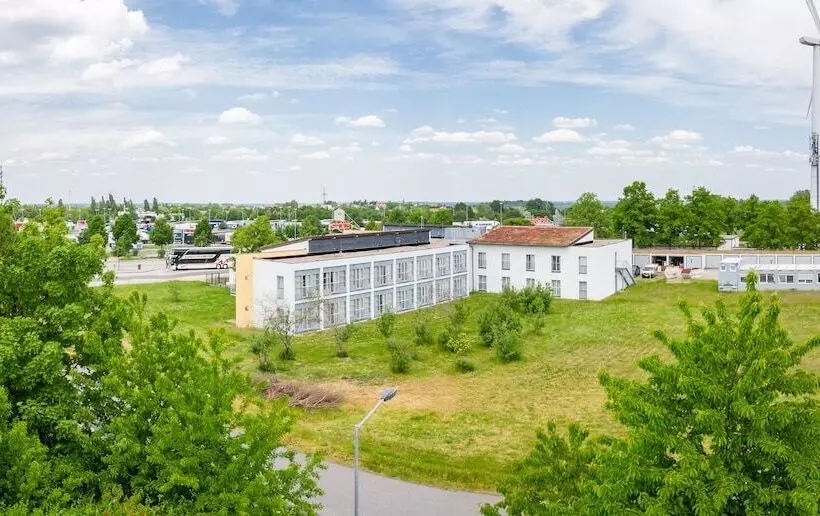 Hotelli Dresdner Tor Süd