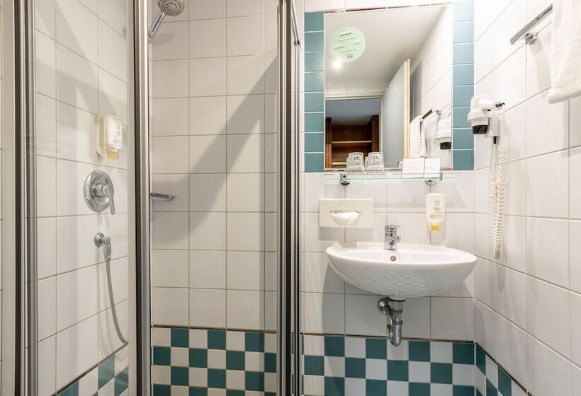 Отель Dresdner Tor Süd