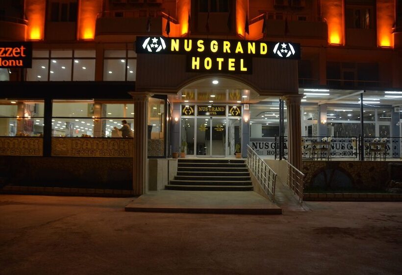 Hotel Nus Grand