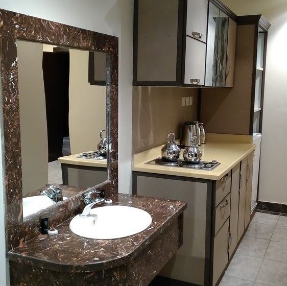 قصر اليمامة للاجنحة الفندقية فرع السلام