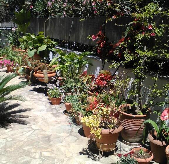 Aparthotel Iliahtides