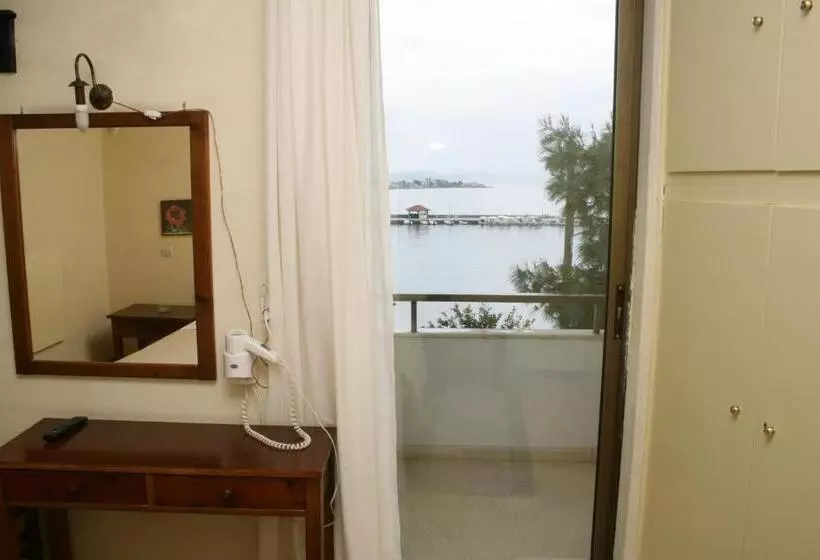 Aparthotel Iliahtides