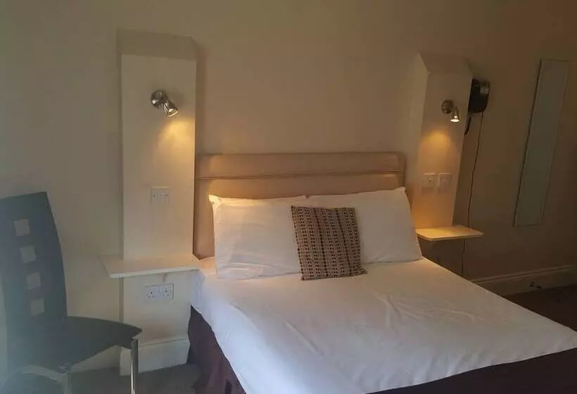 Beaumond Cross Inn
