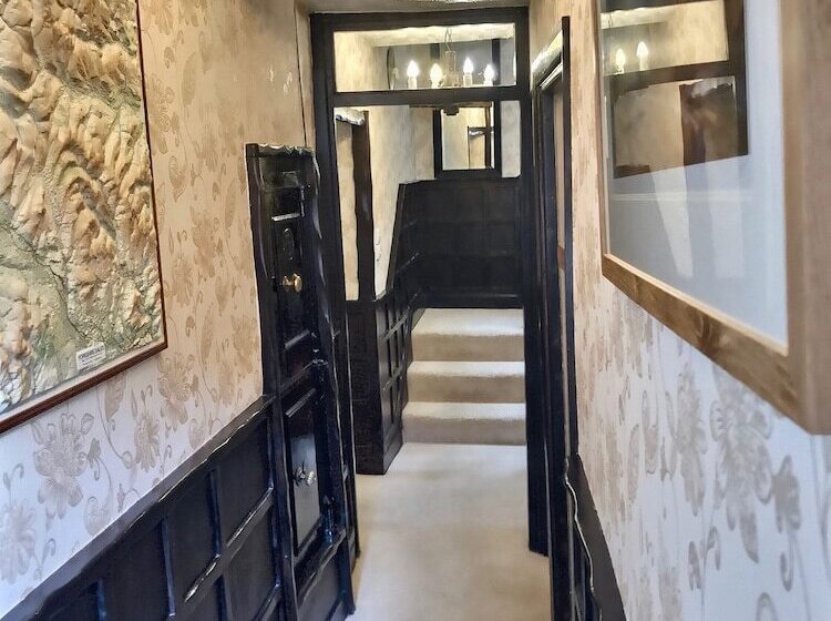 צימר Grove House