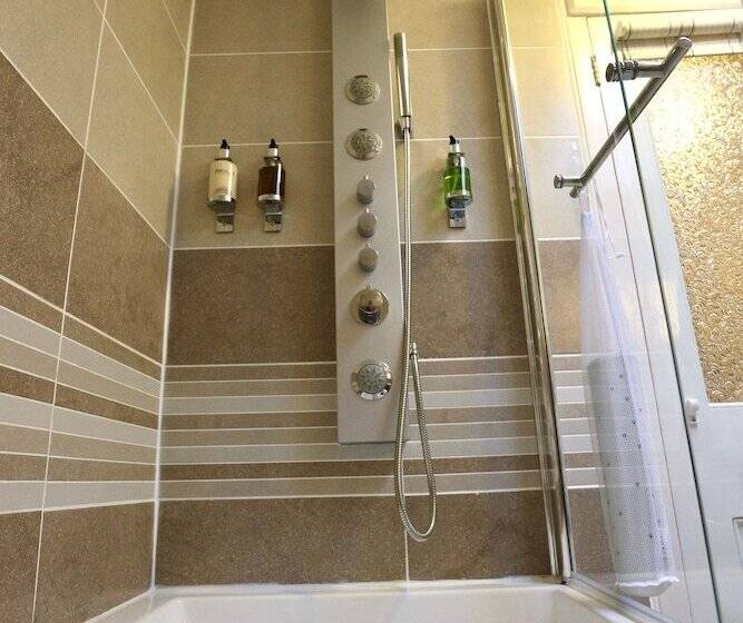 צימר Grove House