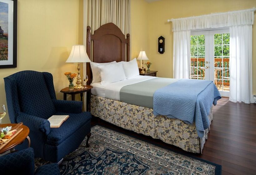 민박 The Yellow House On Plott Creek