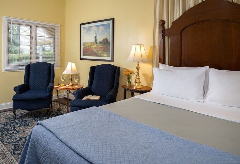 민박 The Yellow House On Plott Creek