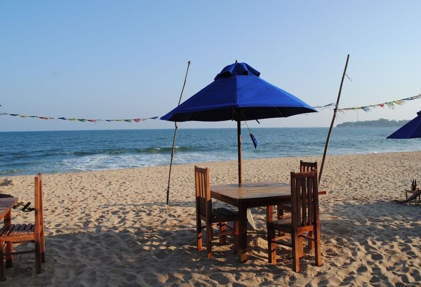 酒店 Asha Beach & Spa