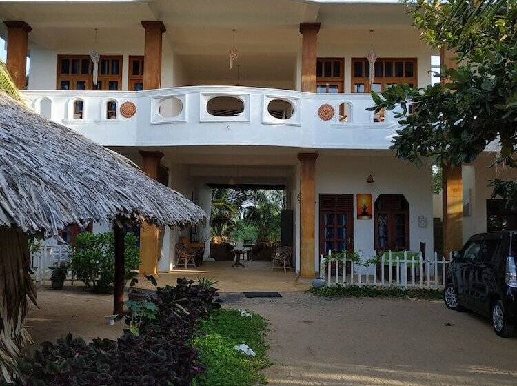 酒店 Asha Beach & Spa