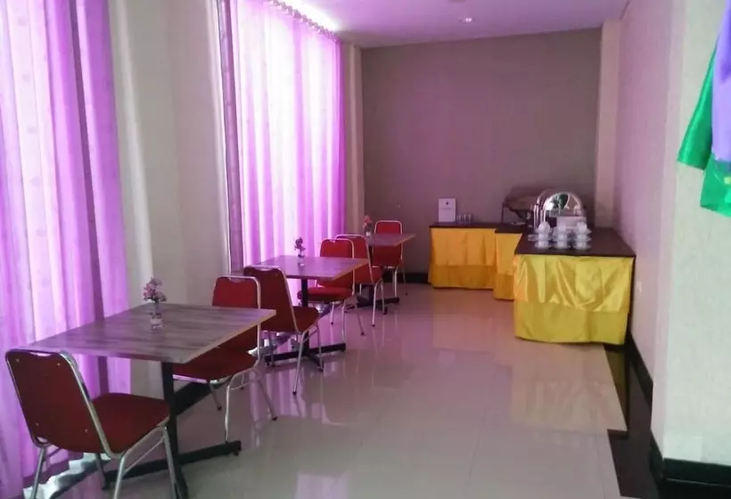 هتل Atria Inn