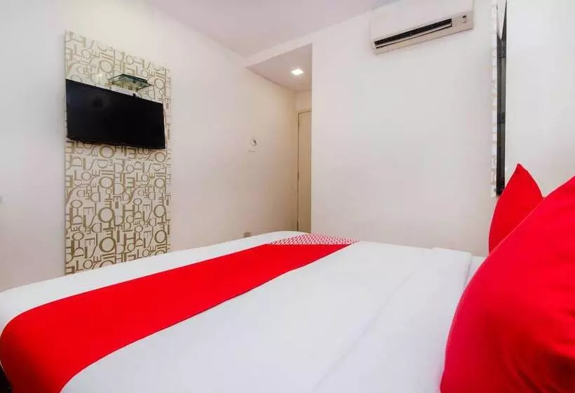 هتل O Blue Pearl Residency Near Chhatrapati Shivaji International Airport