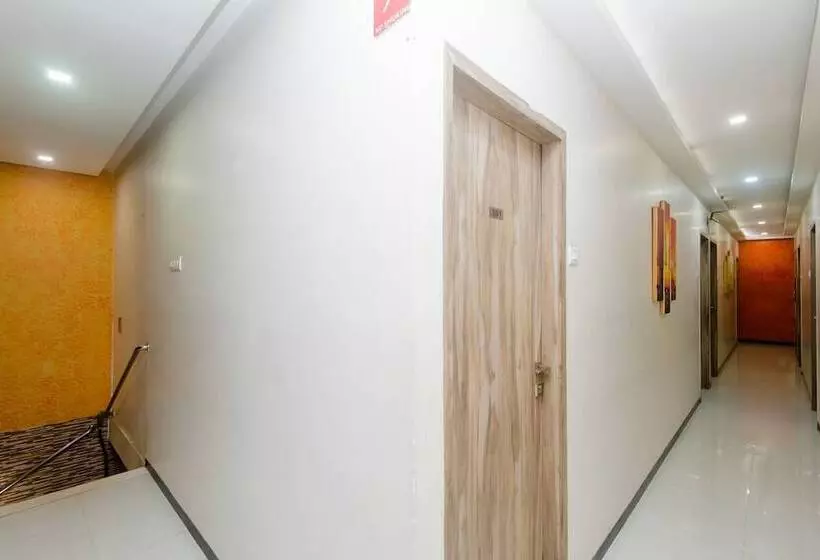 هتل O Blue Pearl Residency Near Chhatrapati Shivaji International Airport