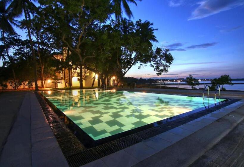 فندق Jade Green Hambantota