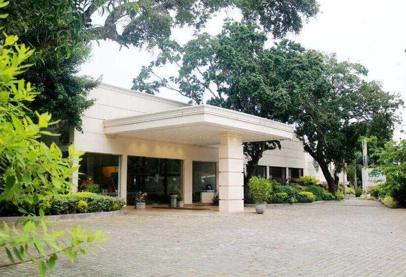 فندق Jade Green Hambantota