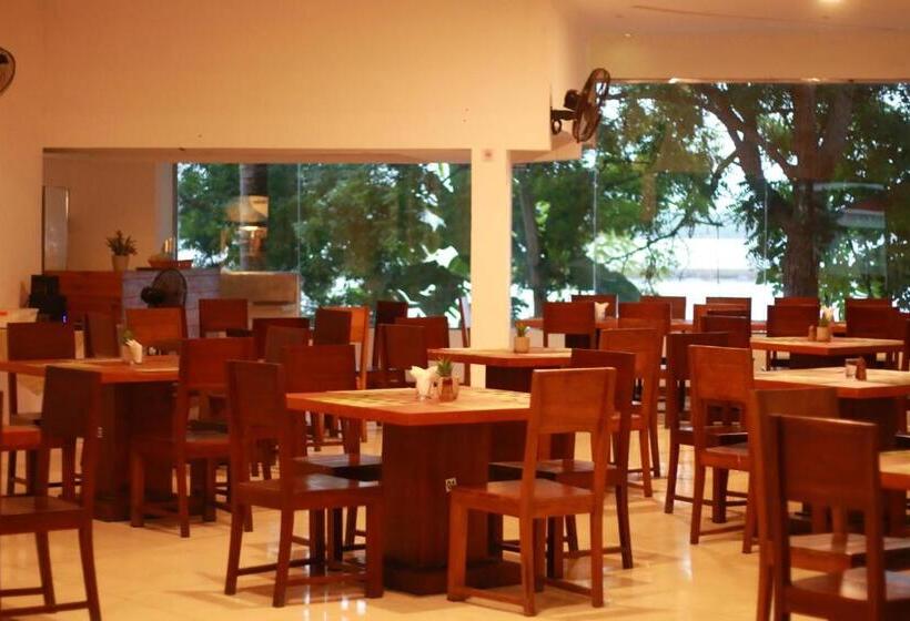 فندق Jade Green Hambantota