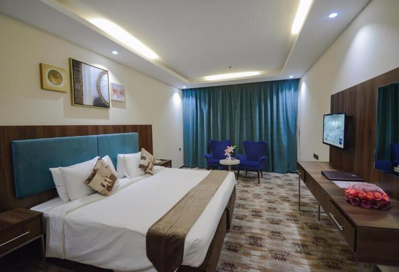 Отель Reef Global