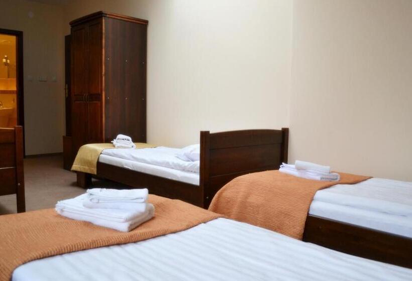 فندق Restauracja Koral