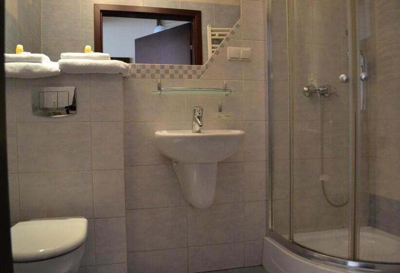 فندق Restauracja Koral