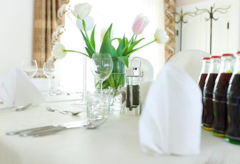 فندق Restauracja Koral