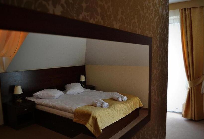 فندق Restauracja Koral