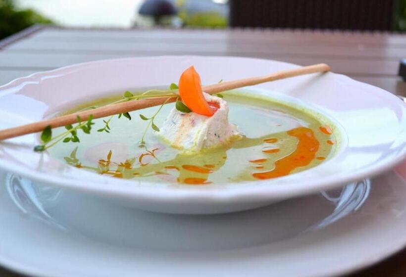 فندق Restauracja Koral