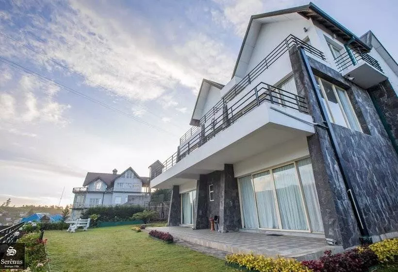 ホテル Serenus Boutique Villa