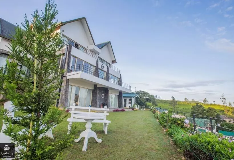 ホテル Serenus Boutique Villa