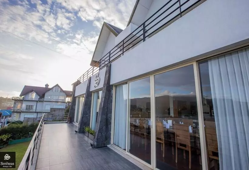 ホテル Serenus Boutique Villa