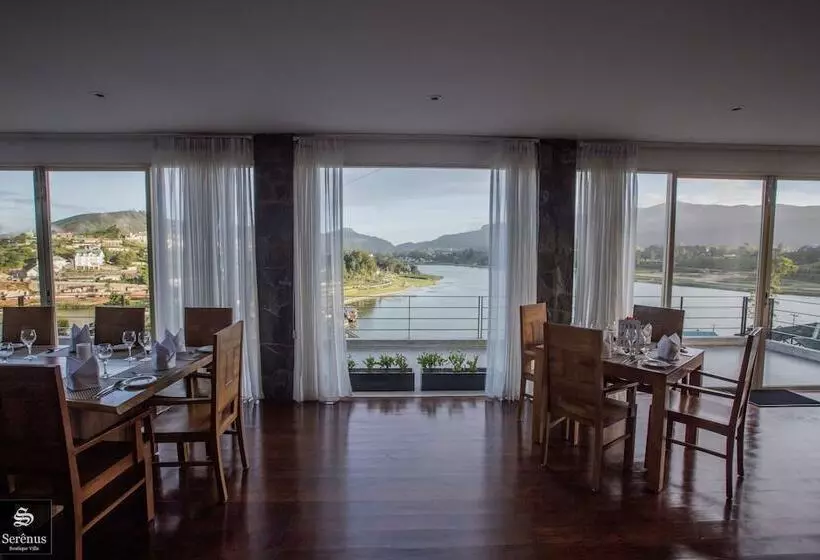 ホテル Serenus Boutique Villa