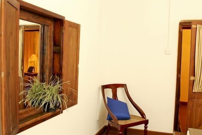 בית מלון כפרי The Golf Green City Bungalow