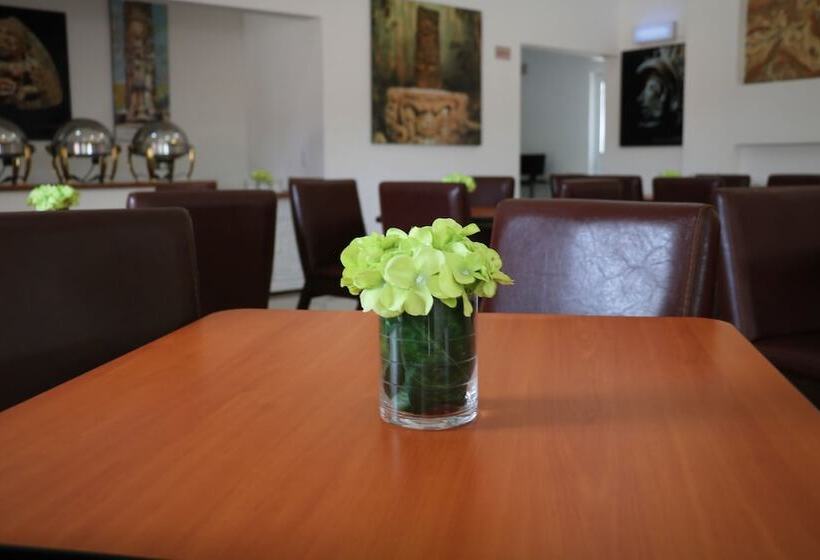 فندق Zar Coatzacoalcos