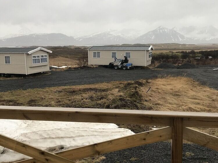 Lækjarkot Rooms And Cottages With Kitchen