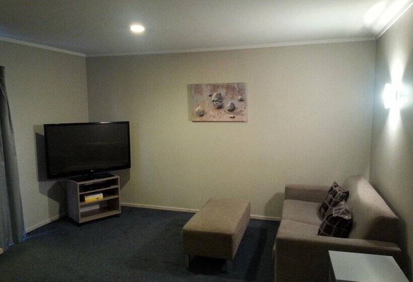 Motel Manukau Motor Lodge