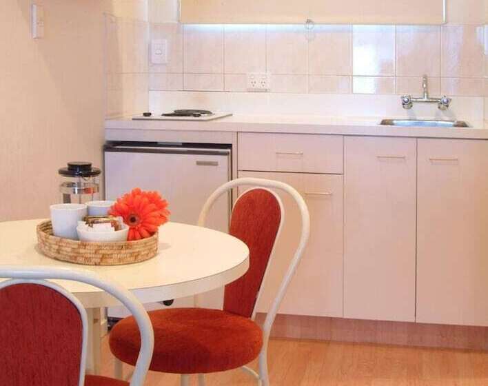 Motel Manukau Motor Lodge