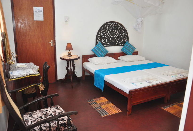 بنسيون Blue Seas Tourist Guest House