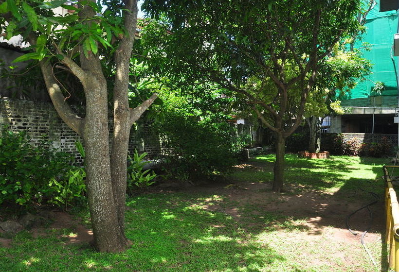 بنسيون Blue Seas Tourist Guest House