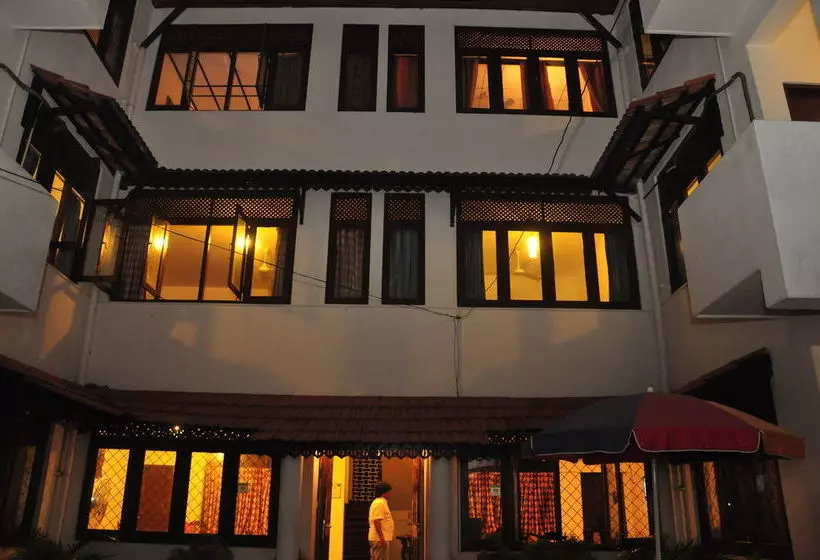 ペンション Blue Seas Tourist Guest House