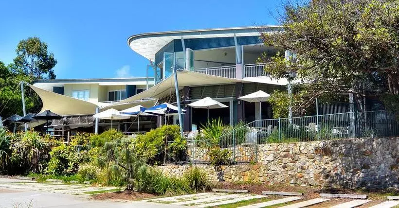 Hotelli Stradbroke Island Beach