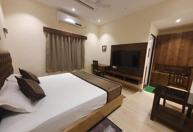 Focus Club And Resort