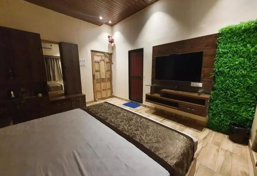 Focus Club And Resort