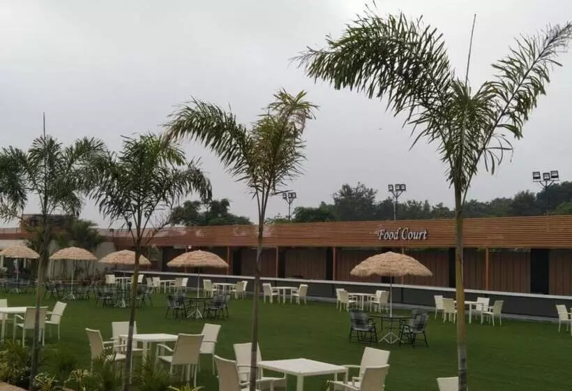 Focus Club And Resort