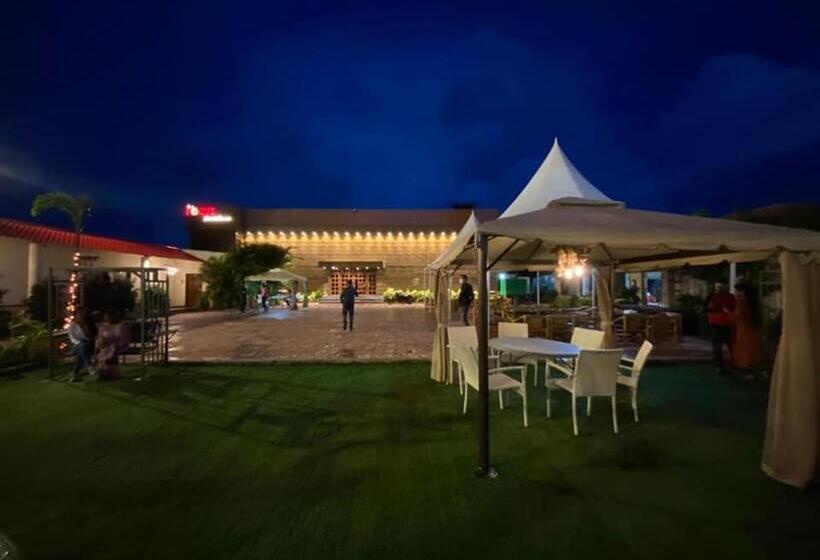 Focus Club And Resort