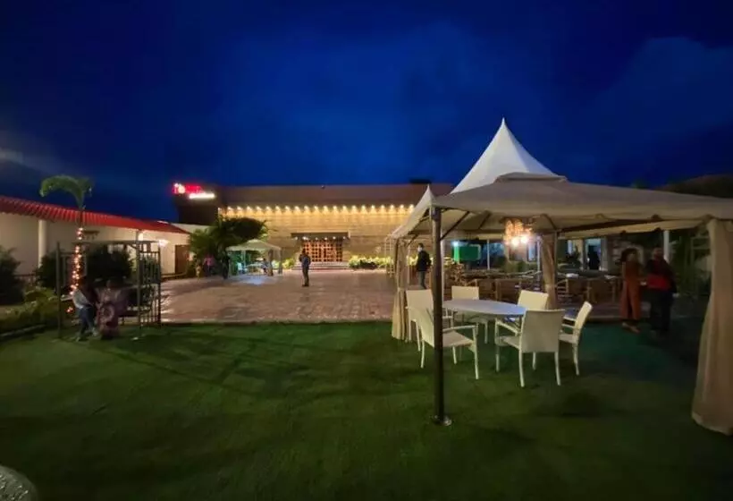 Focus Club And Resort