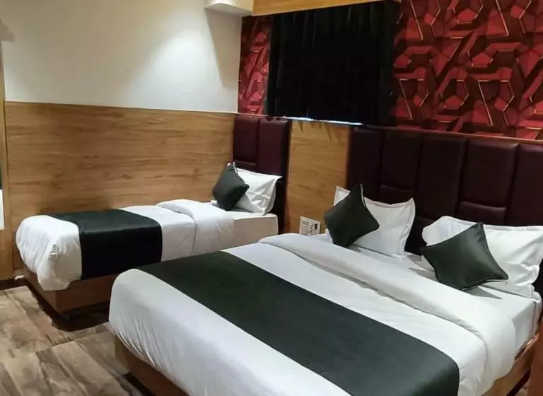هتل Paragon Villa