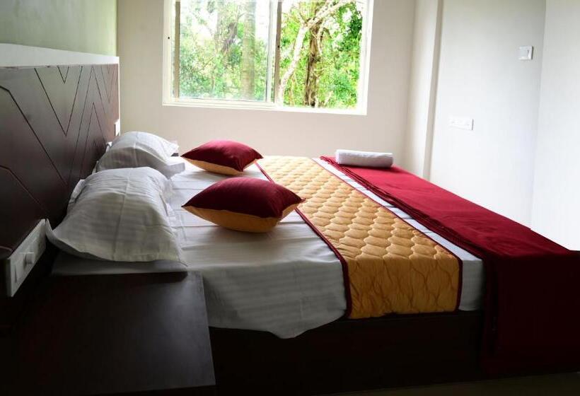 فندق The Green Room Tourist Home