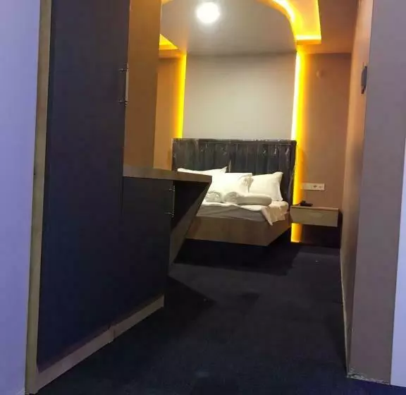 Mari̇t Blue Otel