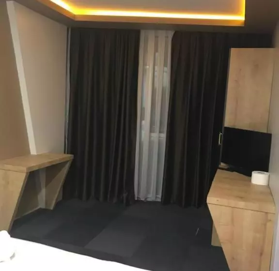 Mari̇t Blue Otel